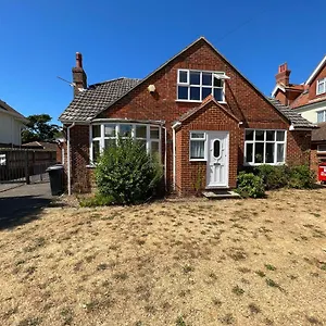 19a Stourwood Avenue , Bournemouth United Kingdom